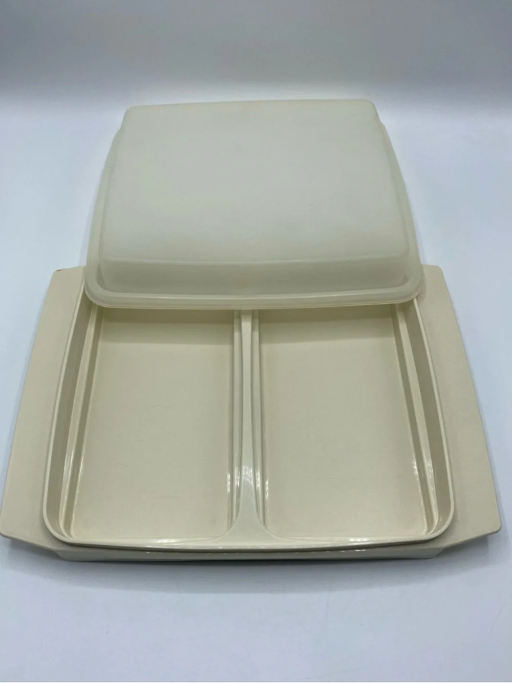 Vintage USA Tupperware Deviled Egg Keeper Lid #723 Beige NO INSERTS Deli Meat